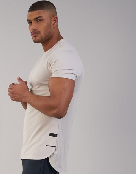 Wholesale Dri-Fit Scoop Bottom Fitness Tshirts Manufacturers